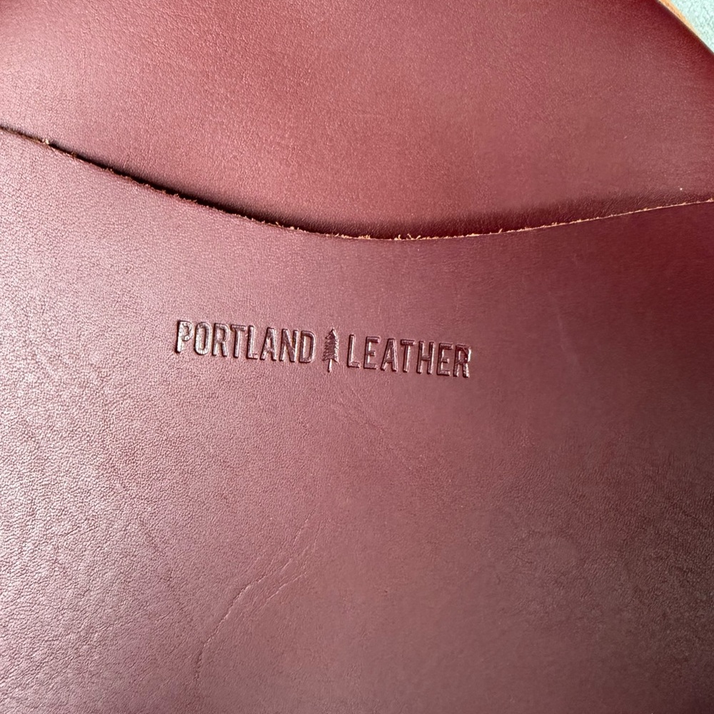 Portland Leather Round Crossbody Bag in Burgundy - Picture 5 of 8